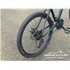 Image 11 : 26 IN. DEVIANT MOUNTAIN BIKE