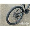 Image 12 : 26 IN. DEVIANT MOUNTAIN BIKE