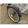 Image 7 : TRICYCLE
