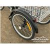 Image 6 : TRICYCLE