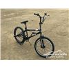 Image 2 : DEVIANT TRICK BIKE
