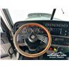 Image 11 : 2016 PETERBILT 367 TRI DRIVE SLEEPER TRUCK TRACTOR