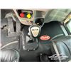 Image 22 : 2016 PETERBILT 367 TRI DRIVE SLEEPER TRUCK TRACTOR