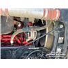 Image 38 : 2016 PETERBILT 367 TRI DRIVE SLEEPER TRUCK TRACTOR