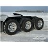 Image 44 : 2016 PETERBILT 367 TRI DRIVE SLEEPER TRUCK TRACTOR
