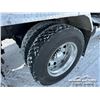 Image 53 : 2016 PETERBILT 367 TRI DRIVE SLEEPER TRUCK TRACTOR