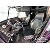 Image 8 : 2019 FREIGHTLINER 122SD T/A SLEEPER TRUCK TRACTOR