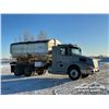 Image 2 : 2000 VOLVO VNL64 T/A SEED/FERTILIZER TRUCK