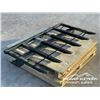 Image 2 : 60 IN. CLAMP ON TRACTOR FORKS