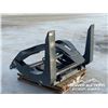 Image 2 : 58 IN. HYDRAULIC SKID STEER LOG GRAPPLE