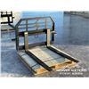 Image 2 : 4 FT. SKID STEER PALLET FORKS