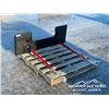 Image 2 : SKID STEER BALE FORKS W/ FRAME