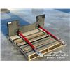 Image 2 : SKID STEER BALE FORKS W/ FRAME