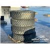 Image 2 : (4) MICHELIN 11.00 R20 TIRES & RIMS