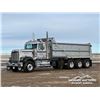 Image 1 : 2020 WESTERN STAR 4900SF TRI DRIVE DUMP TRUCK