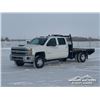 Image 1 : 2017 CHEVROLET 3500HD CREW CAB DUALLY FLATBED