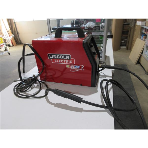 Lincoln Electric Weld-Pak 100 MIG Welder