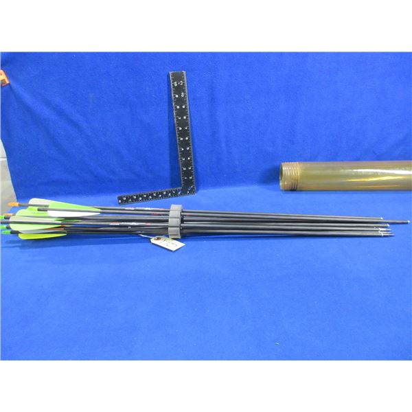 10 Radial X Weave Predator 300 Arrows - 7 Have Field Tips