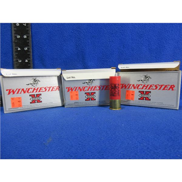 12 Ga. 2 3/4" 4 Buck Winchester SuperX Shotshells
