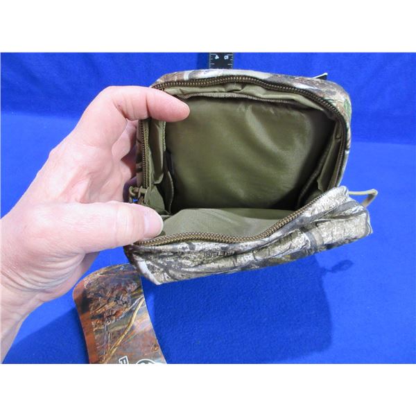 NEW - Buck Commander Realtree Small Binocular Pouch