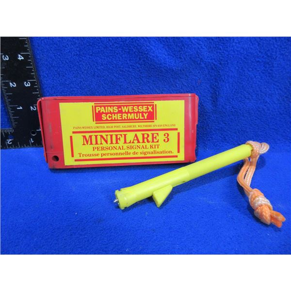 Pains-Wessex Schermuly Miniflare 3 Personal Signal Kit