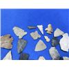 Image 3 : 19 Native American Arrowheads (Chips and Pieces)