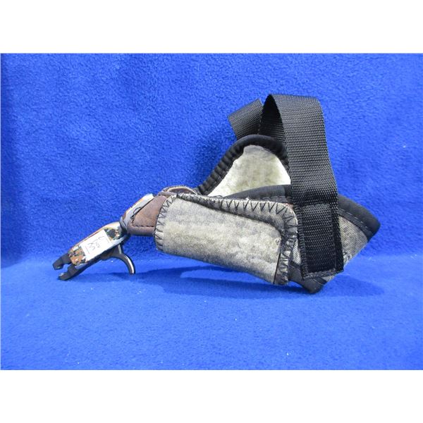 TruFire Archery Glove Release - Camo