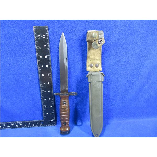 Italian M1 Carbine Bayonet with Scabbard - Ser. # 65234