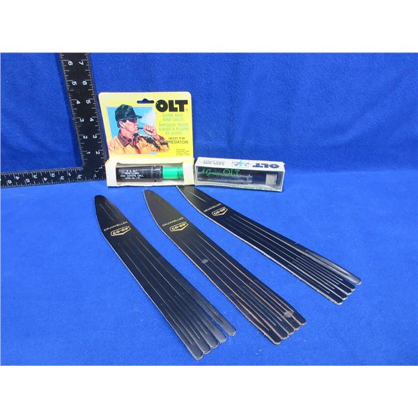 2 Olt Calls (Fox/Coyote & Goose) & 3 Leather Duck Carriers