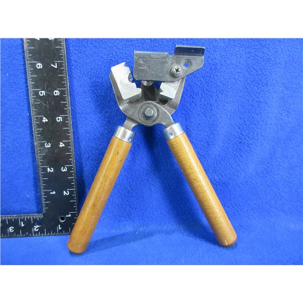 Lee Single Cavity Bullet Mold 358-150-SWC with Handles