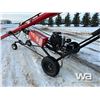 Image 10 : WHEATHEART R 10-41 SELF-PROPELLED GRAIN AUGER