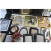 Image 8 : (10+) Photo Frames - Size from 2'' x 1 1/2'' to 12'' x 9''