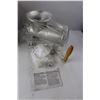 Image 2 : Yukon Gear Meat Grinder NIB