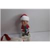 Image 8 : Tablecloths, Shaking Head Clark Griswold Statue, Scented Candles, Christmas Decor and Gift Bag