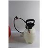 Image 5 : Gilmour Gardening Sprayer and 5L Jerry Can