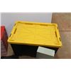 Image 6 : *Organizer, Plastic Tote with Lid, Foam Bricks and Car Mats