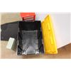 Image 9 : *Organizer, Plastic Tote with Lid, Foam Bricks and Car Mats