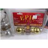 Image 3 : (8) Door Knob Sets (Defiant, Epic NIB, Weiser Elements NIB, Schlage Programmable Deadbolt, Vintage)