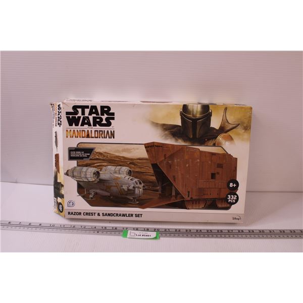 Star Wars The Mandalorian Razor Crest & Sand crawler Building Set - Appears All There - As Is