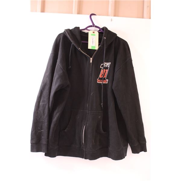 * Zip-Up Sweater - Hellside - Size XL Approx