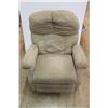 Image 2 : *Reclining Chair 37'' x 34'' x 24''