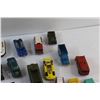 Image 3 : Die Cast Miniature Car Toys and Price Tag Boulders
