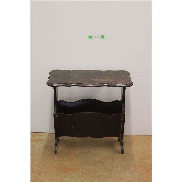 *Wooden TV Table/ Magazine Rack 23'' x 22'' x 12''