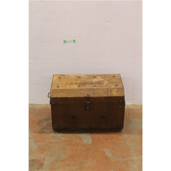 *Vintage Metal Storage Box 23.5'' x 16'' x 15.5''