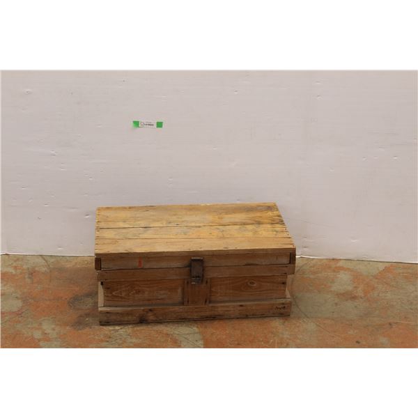 *Heavy Duty Box for Curling Rocks 27'' x 14 1/2'' x 11''