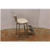 Image 4 : *Kitchen Step Chair 36'' x 28'' x 16''