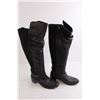 Image 2 : Pair of Women's Knee High Boots 9.5" Soul 20" Tall