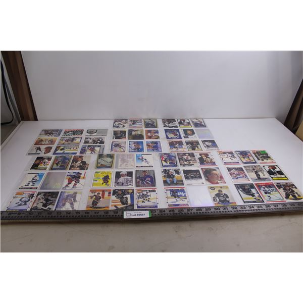 (63) Wayne Gretzky Hockey Cards