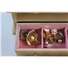 Image 5 : Wooden Jewelry Box and Earrings