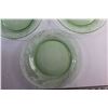 Image 4 : (4) Green Glass Dining Plates